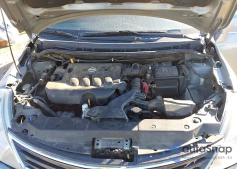 2010 Nissan Versa 1.8S z USA, uszkodzony, nr VIN 3N1BC1AP1AL426059